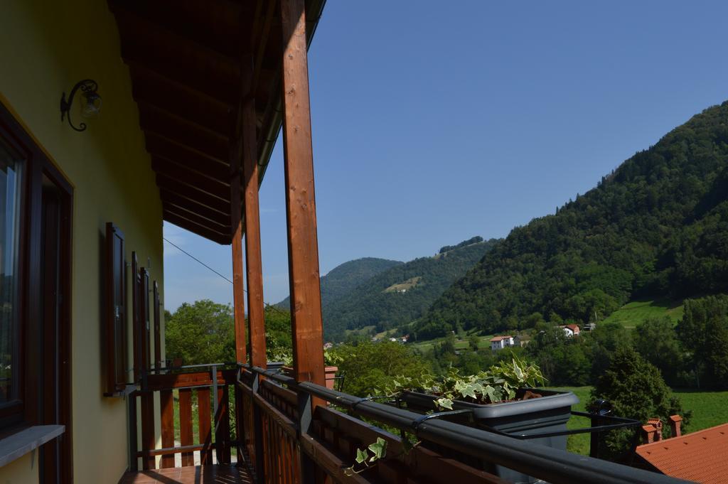 Holiday Home Jelovcerjeva Idrija pri Baci Екстер'єр фото
